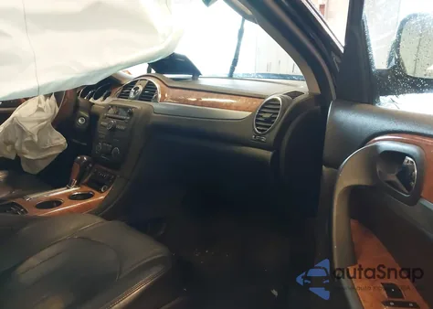 2011 Buick Enclave 1Xl z USA, uszkodzony, nr VIN 5GAKRBED9BJ123011